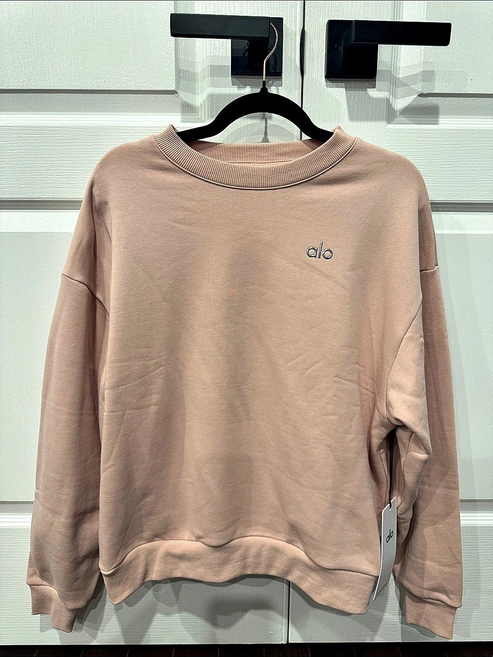 Alo Accolade Crew Neck Pullover in Pink Quartz - Size Small NWT